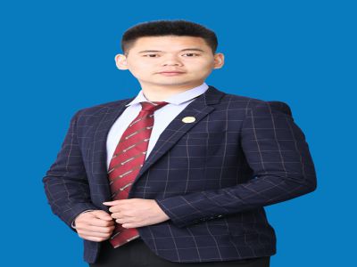 楊齊：陜西師范大學(xué)在讀研究生，陜西師范大學(xué)歷史學(xué)專業(yè)，中學(xué)一級教師，一直任教清北班，榮獲市級優(yōu)質(zhì)課大賽一等獎